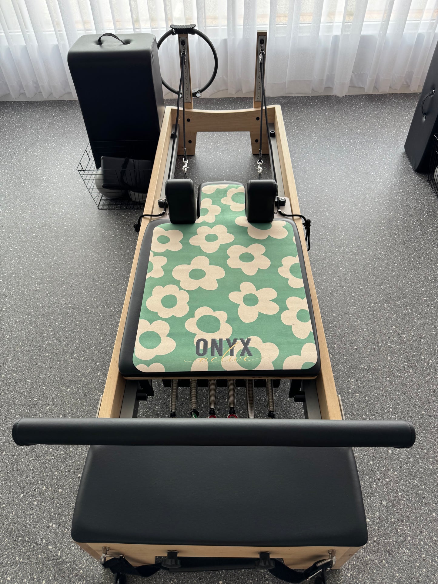 Reformer_Pilates_Mat_-_Sage_Dasies